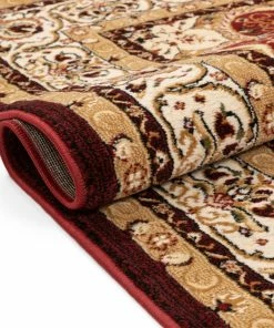 Well Woven Isfahan Medallion Red Traditional Rug Oriental & Persian