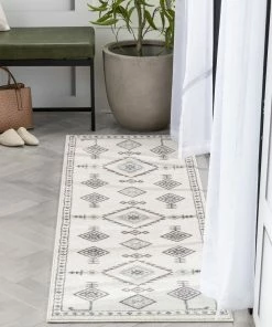 Well Woven Azra Tribal Medallion Ivory Rug