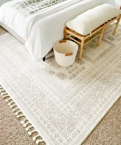 Well Woven Carina Tribal Medallion Beige Kilim-Style Rug