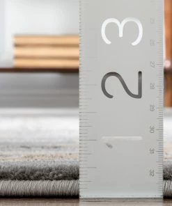 Well Woven Le Petit Palais Grey Traditional Rug Grey & Silver