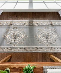 Well Woven Le Petit Palais Grey Traditional Rug Grey & Silver