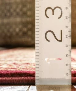 Well Woven Sarouk Red Traditional Rug 20 Well Woven Sarouk Red Traditional Rug