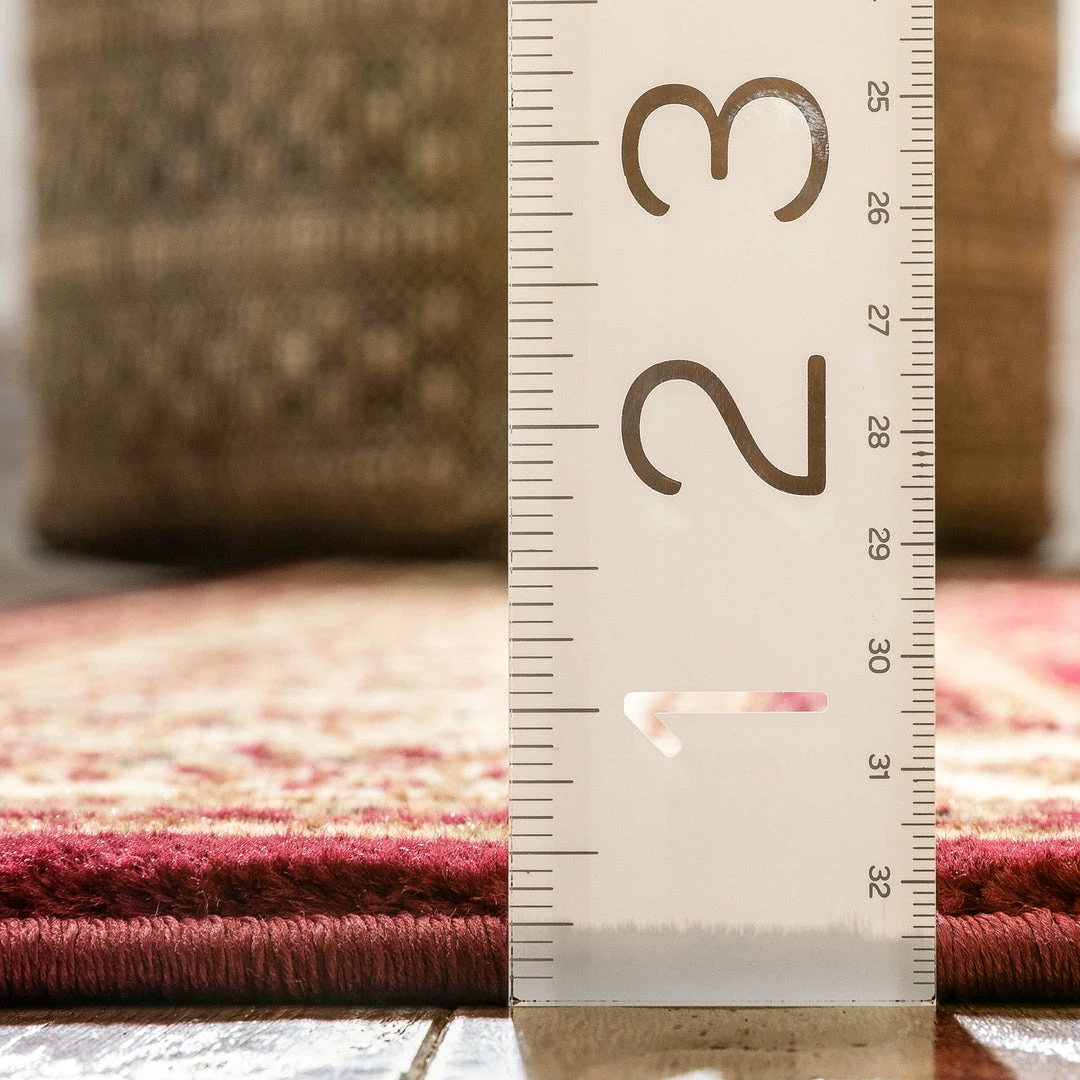 Well Woven Sarouk Red Traditional Rug 9 Well Woven Sarouk Red Traditional Rug