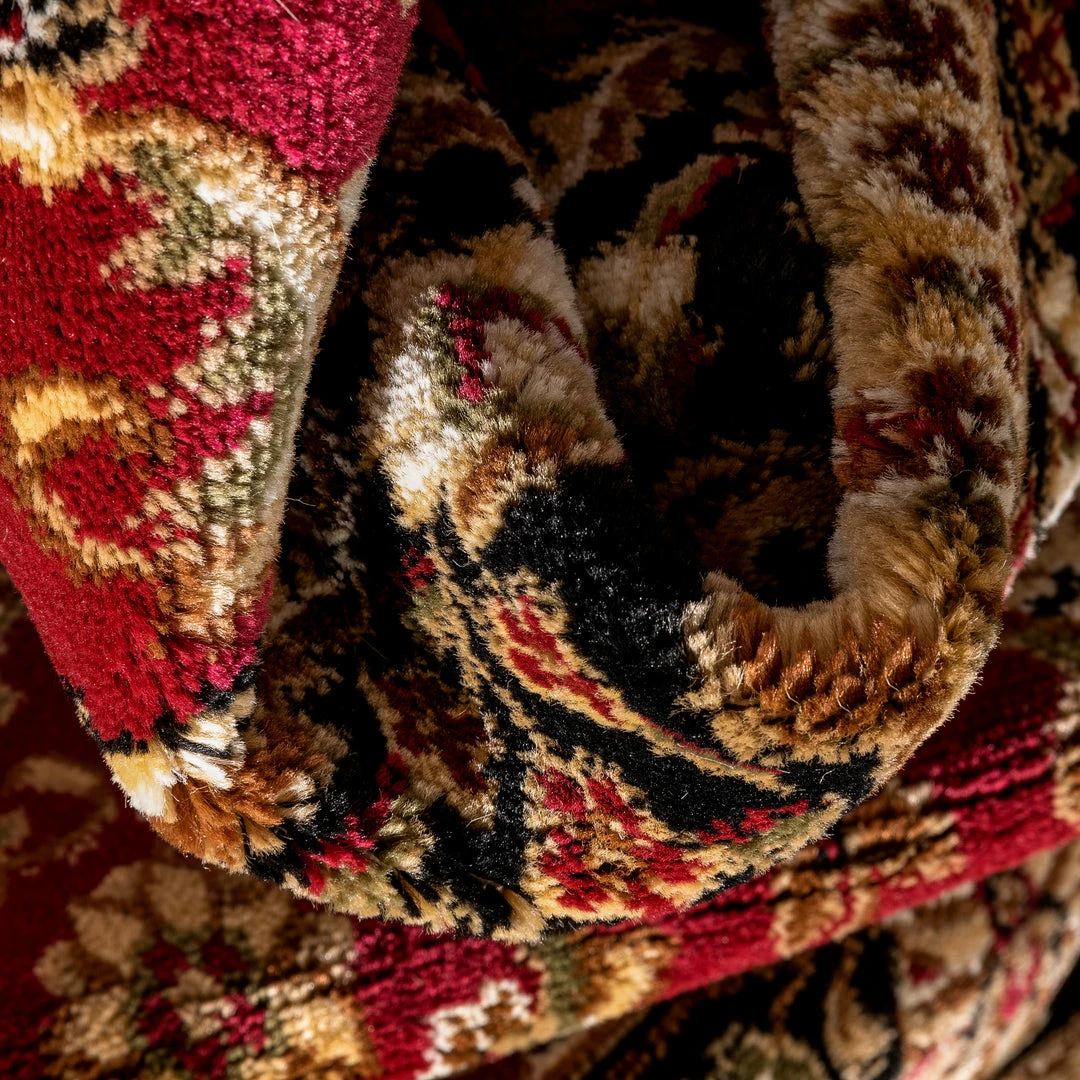 Well Woven Sarouk Red Traditional Rug 3 Well Woven Sarouk Red Traditional Rug