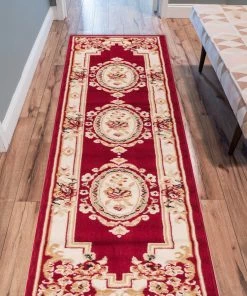 Well Woven Medallion Centre Red Traditional Rug Oriental & Persian