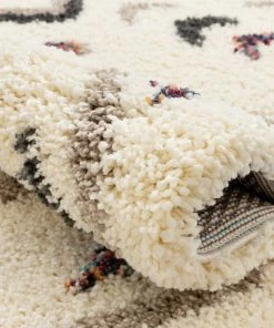 Well Woven Deja Ivory Tribal Nomadic Diamond Shag Rug 3'11