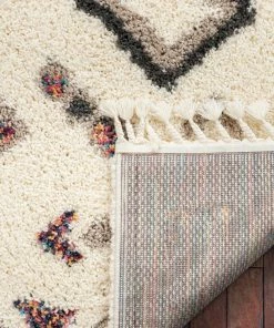 Well Woven Deja Ivory Tribal Nomadic Diamond Shag Rug 3'11