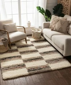 Well Woven Global Claire Ivory Geometric Blocks Shag Rug