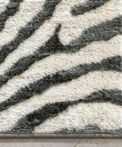 Well Woven Moroccan Asiya Modern Geometric Grey High-Low Rug