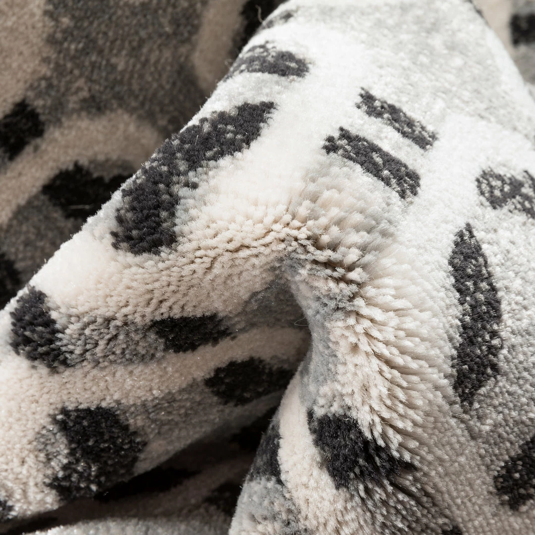 Well Woven Wyatt Modern Geometric Light Grey Soft Rug 3 Well Woven Wyatt Modern Geometric Light Grey Soft Rug