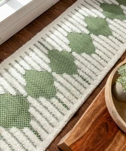 Well Woven Global Luna Tribal Moroccan Diamond Pattern Green High-Low Flat-Weave Rug