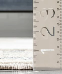 Well Woven Gemma Vintage Medallion Oriental Ivory Glam Rug