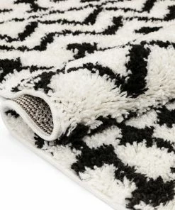 Well Woven Besa Moroccan Tribal Shag White Rug Global