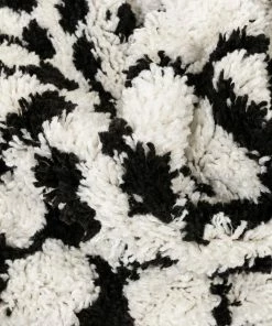 Well Woven Besa Moroccan Tribal Shag White Rug Global