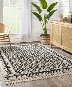 Well Woven Global Agata Moroccan Geometric Shag Black Rug