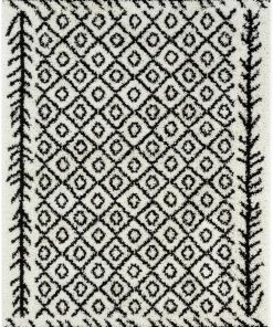 Well Woven Global Agata Moroccan Geometric Shag Black Rug