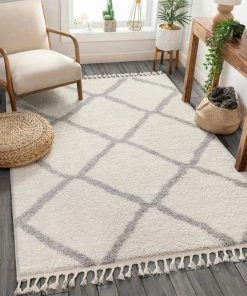 Well Woven Celosia Moroccan Trellis Shag White Rug