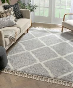 Well Woven Global Celosia Moroccan Trellis Shag Grey Rug