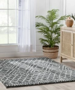 Well Woven Global Evora Moroccan Diamond Pattern Grey Thick & Soft Shag Rug