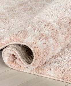 Well Woven Evora Moroccan Diamond Pattern Blush Thick & Soft Shag Rug