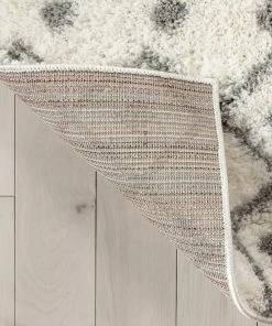 Well Woven Coimbra Moroccan Diamond Pattern Ivory Thick & Soft Shag Rug