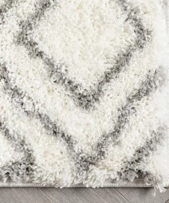 Well Woven Global Lagos Tribal Diamond Pattern Ivory Thick & Soft Shag Rug