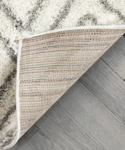 Well Woven Global Lagos Tribal Diamond Pattern Ivory Thick & Soft Shag Rug