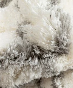 Well Woven Global Lagos Tribal Diamond Pattern Ivory Thick & Soft Shag Rug