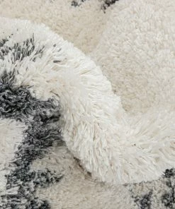 Well Woven Global Mona Tribal Southwestern Ivory Super Soft And Thick Shag Rug