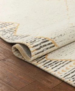 Well Woven Global Kippa Moroccan Diamond Pattern Gold Kilim-Style 5'3