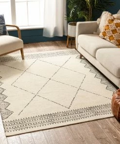 Well Woven Global Kippa Moroccan Diamond Pattern Beige Kilim-Style 5'3" X 7'3" Rug