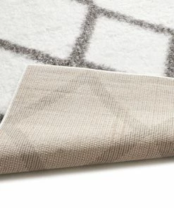 Well Woven Miraculous White Modern Shag Rug
