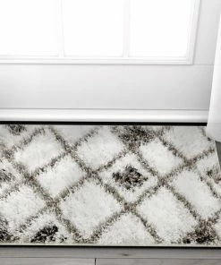 Well Woven Outstanding White Modern Moroccan Shag Rug