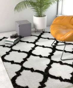 Well Woven Moroccan Humble White Modern Lattice Shag Rug