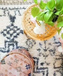 Well Woven Emerson Tribal Medallion Ivory Super Soft Shag Rug By Rebecca Propes Global