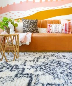 Well Woven Emerson Tribal Medallion Ivory Super Soft Shag Rug By Rebecca Propes Global