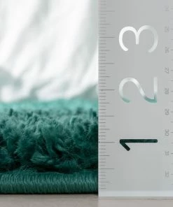 Well Woven Emerson Modern Solid Green Textured Shag Rug