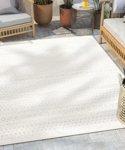 Well Woven Arwen Tribal Indoor/Outdoor Ivory Textured Rug