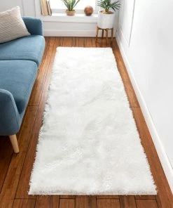 Well Woven Liza White Plush Shag Rug