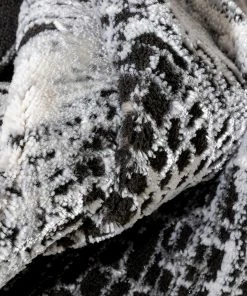 Well Woven Vernon Retro Geometric Grey Glam Rug