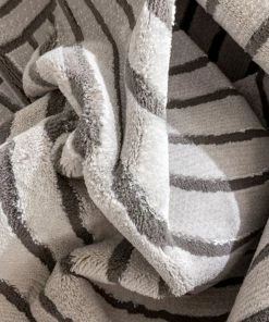 Well Woven Global Archer Retro Geometric Pattern Grey Glam Rug