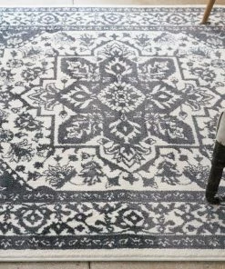 Well Woven Oriental & Persian Dazzling Light Grey Vintage Microfiber 5'3