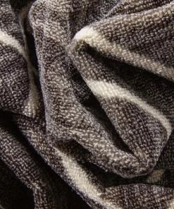 Well Woven Moroccan Clover Grey Modern Rug