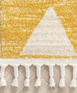 Well Woven Vintage Triangles Modern Geometric Pattern Yellow Kids Rug
