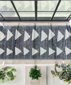Well Woven Triangles Modern Geometric Pattern Grey Kids Rug Vintage