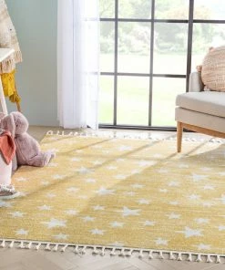 Well Woven Vintage Stars Modern Geometric Yellow Kids Rug