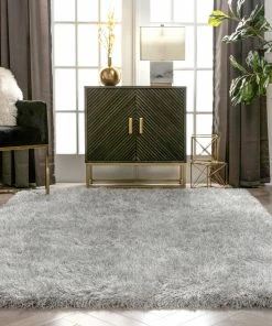 Well Woven Chie Glam Solid Ultra-Soft Grey Shag Rug