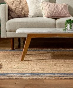 Well Woven Border Pattern Jute Rug Hand-Braided Basket Weave Jute Rug Blue & Natural Color