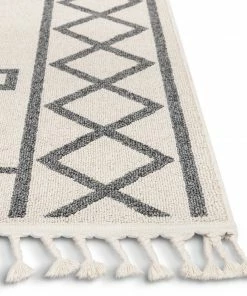 Well Woven Mica Southwestern Tribal Geometric Ivory Kilim-Style Rug