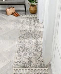 Well Woven Valentina Oriental Medallion Pattern Ivory Grey Kilim-Style Rug 21 Well Woven Valentina Oriental Medallion Pattern Ivory Grey Kilim-Style Rug